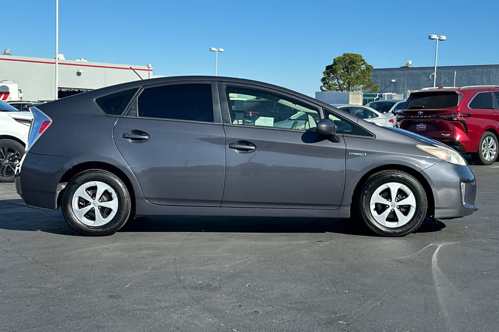 Thumbnail: 2014 Toyota Prius - 6