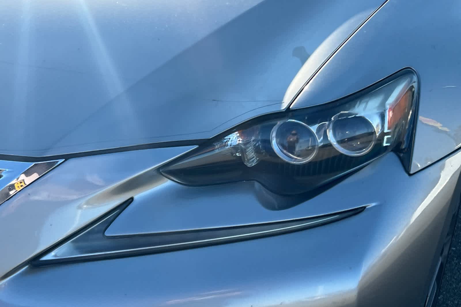 Thumbnail: 2015 Lexus IS - 11