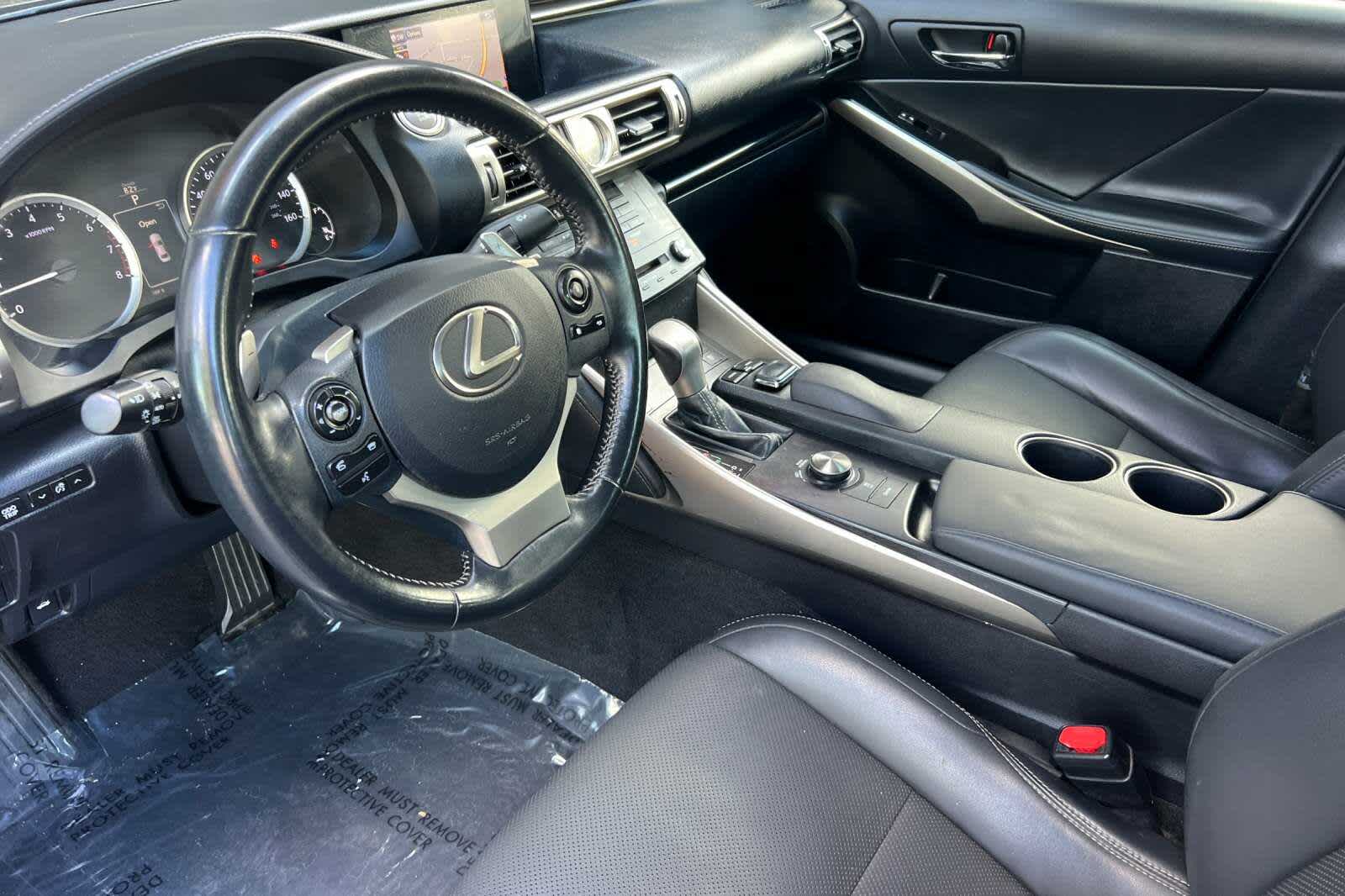 Thumbnail: 2015 Lexus IS - 11