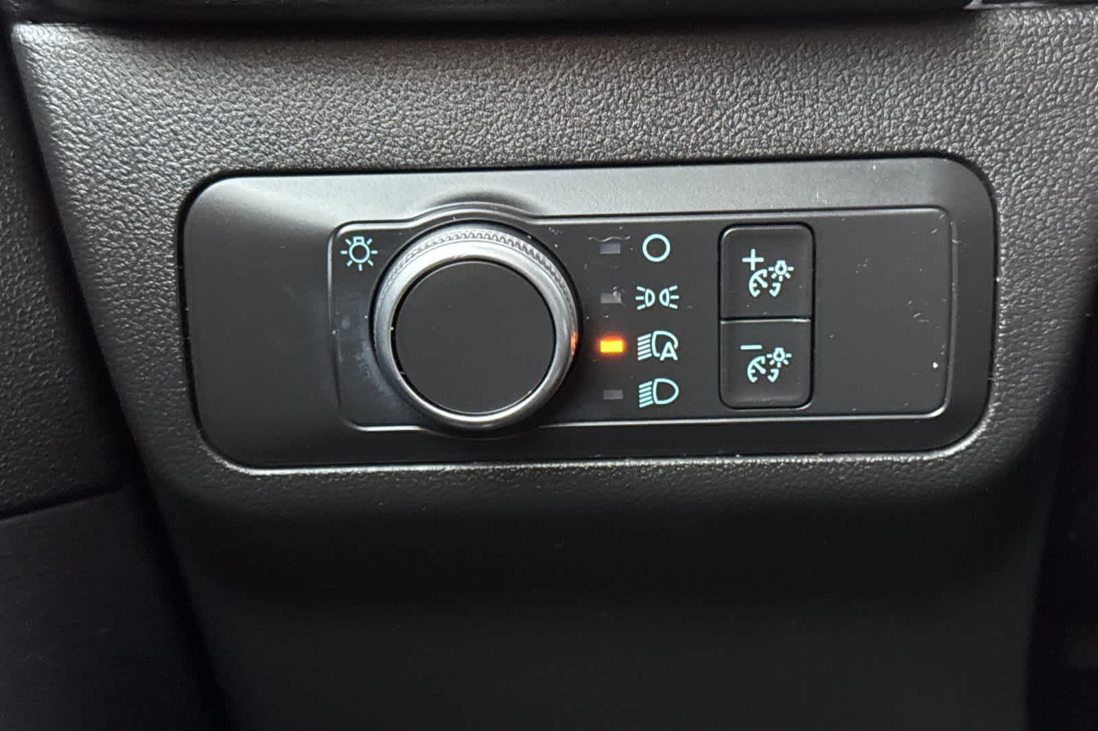 Thumbnail: 2021 Ford Escape - 28