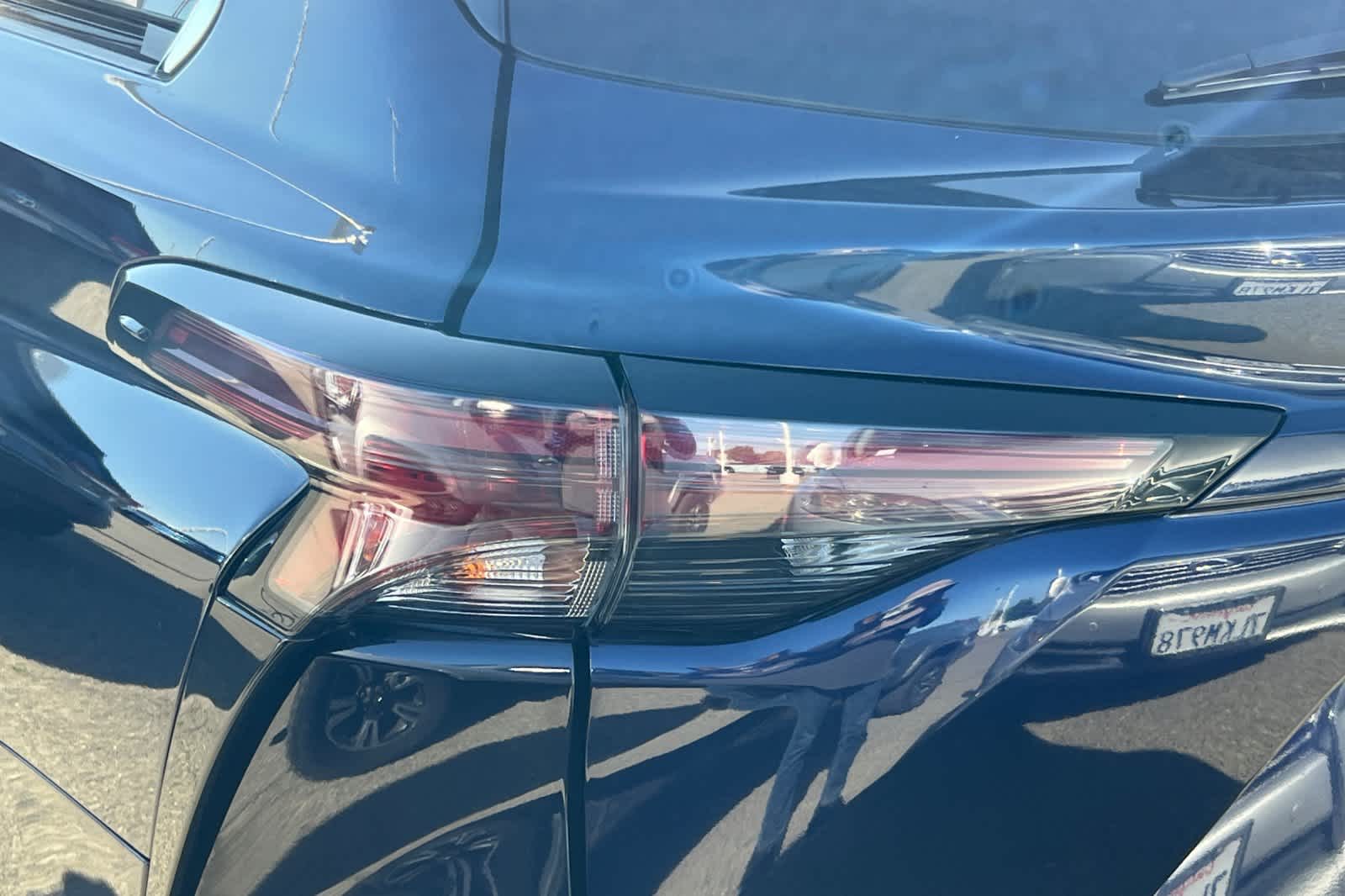 Thumbnail: 2023 Toyota Sienna - 20