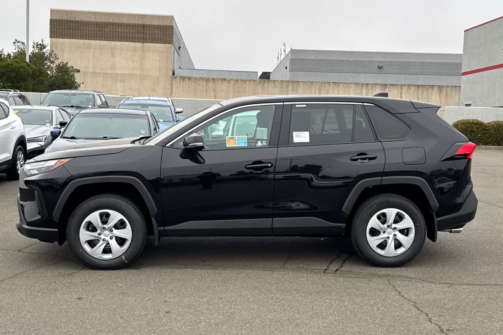 Thumbnail: 2025 Toyota RAV4 - 5