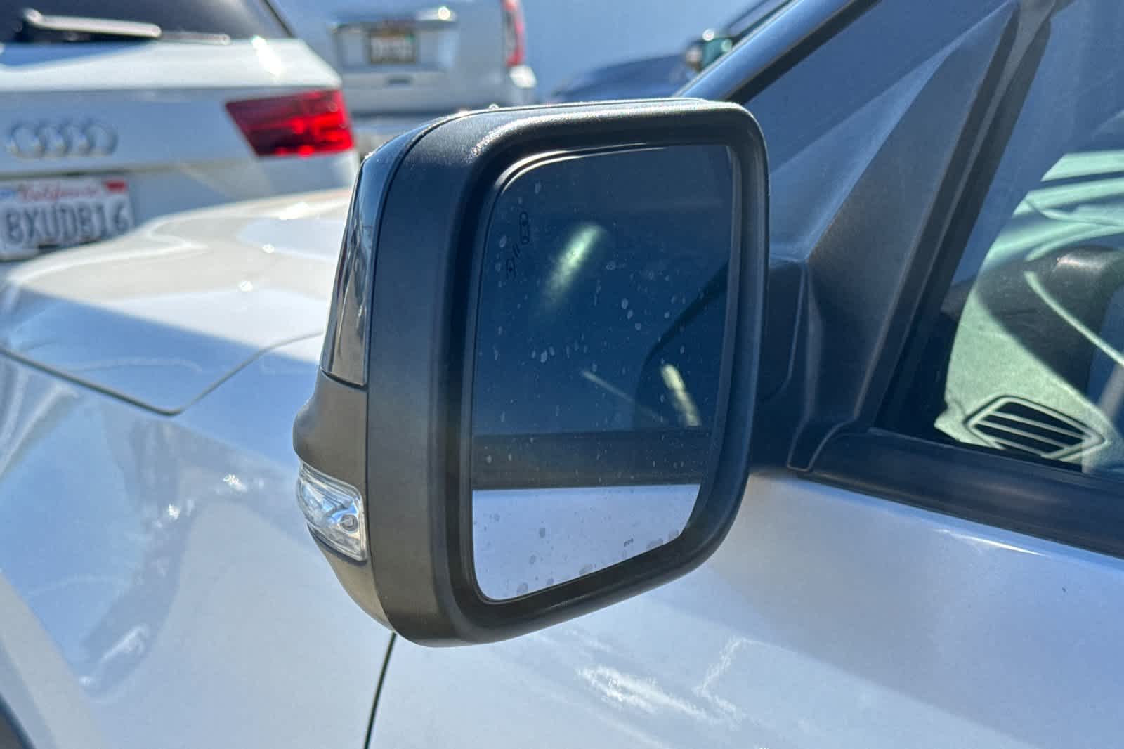 Thumbnail: 2018 Ford Explorer - 8