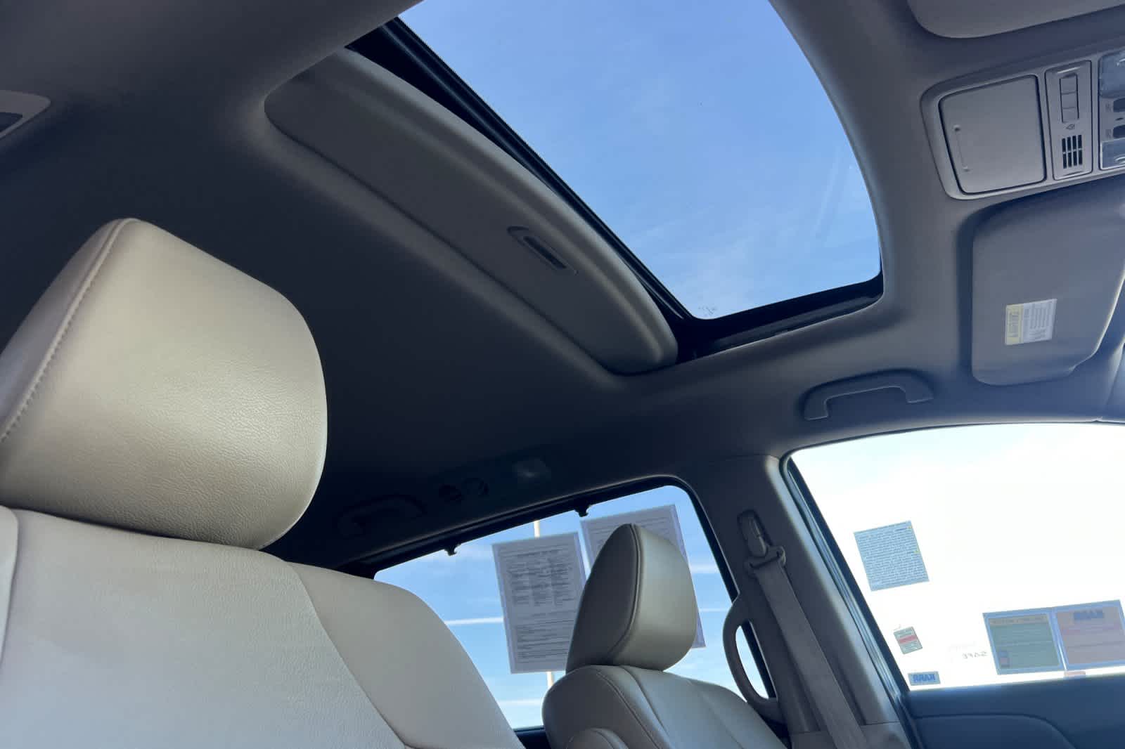 Thumbnail: 2016 Honda Odyssey - 19