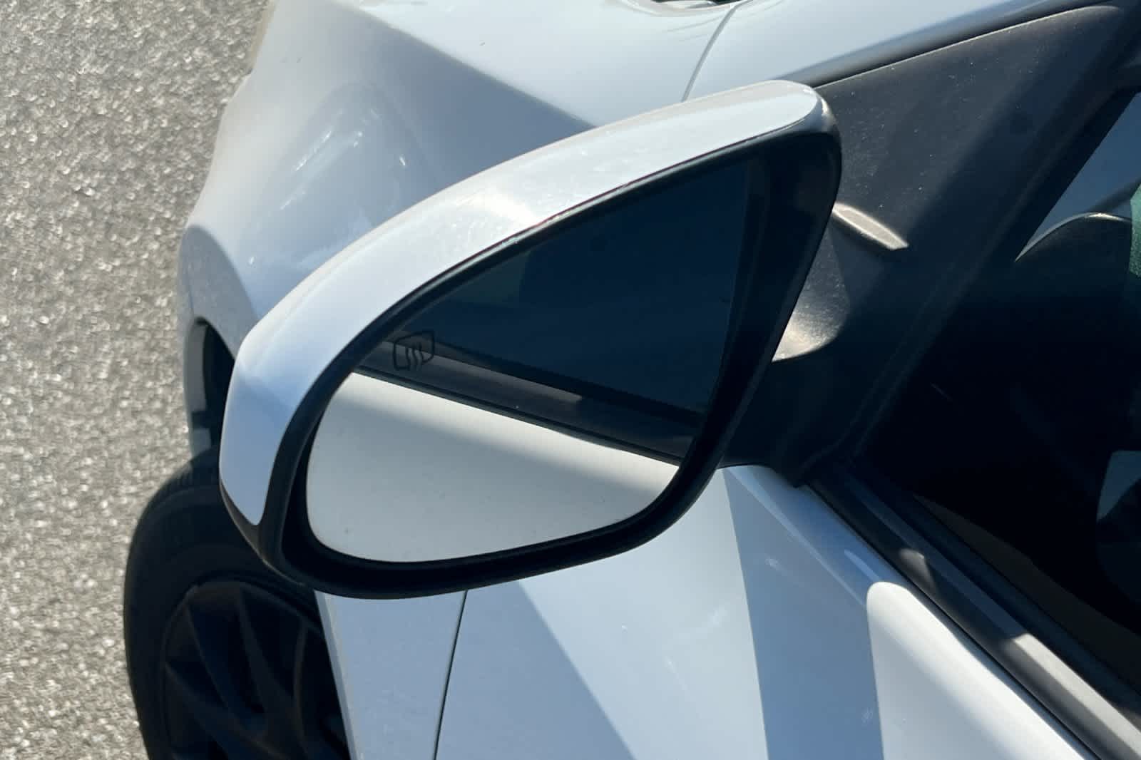 Thumbnail: 2015 Toyota Corolla - 20