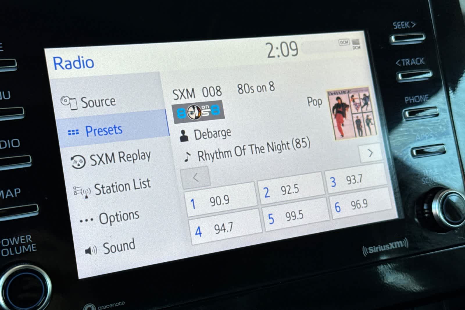 Thumbnail: 2023 Toyota Camry - 18