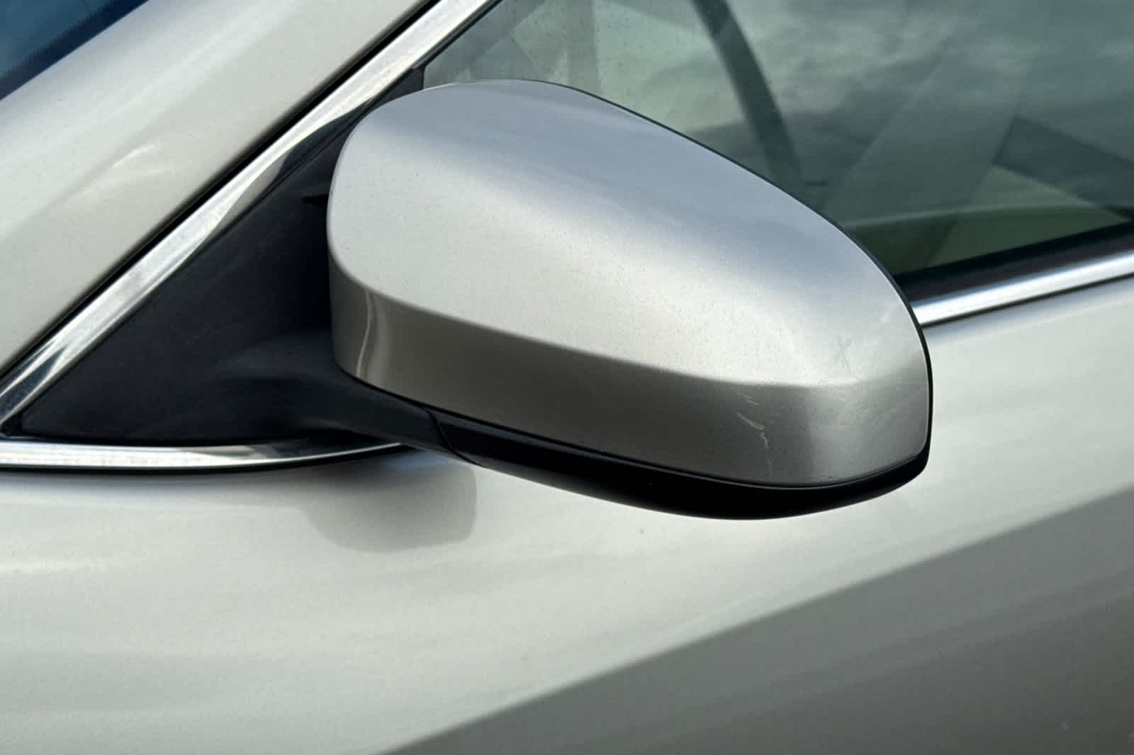 Thumbnail: 2013 Toyota Camry - 21