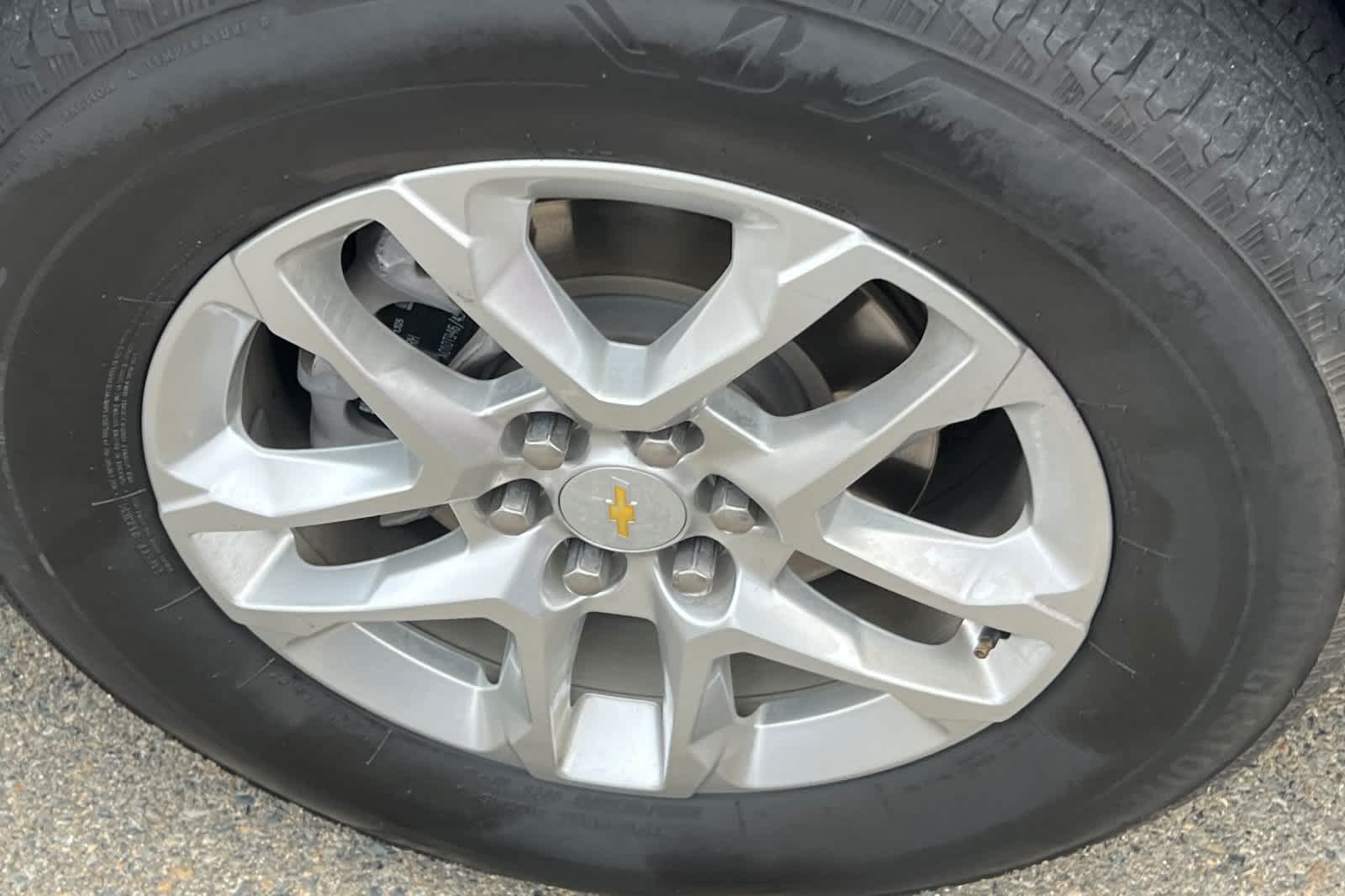 Thumbnail: 2021 Chevrolet Traverse - 22