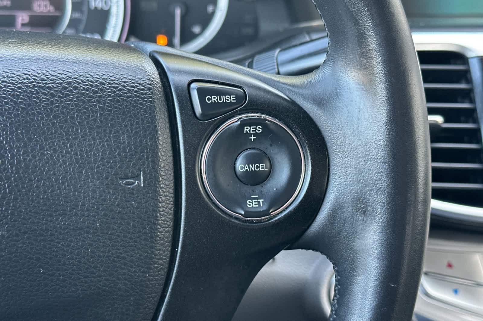 Thumbnail: 2013 Honda Accord - 26