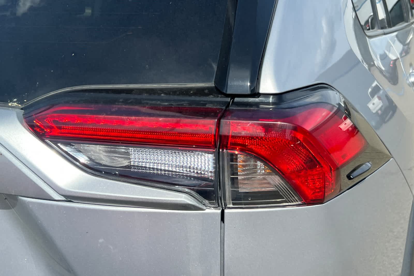 Thumbnail: 2022 Toyota RAV4 - 18