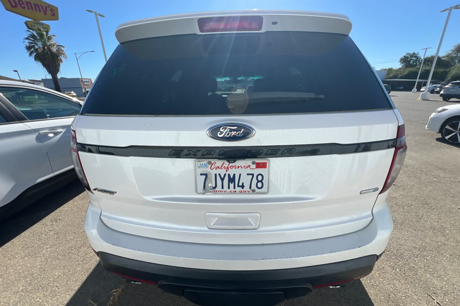 Thumbnail: 2015 Ford Explorer - 5