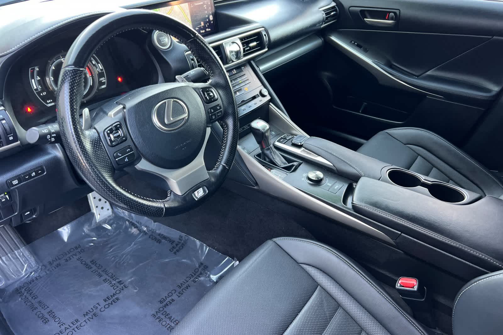 Thumbnail: 2018 Lexus IS - 11