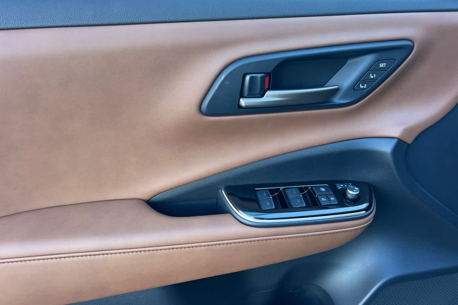 Thumbnail: 2026 Toyota Crown - 12