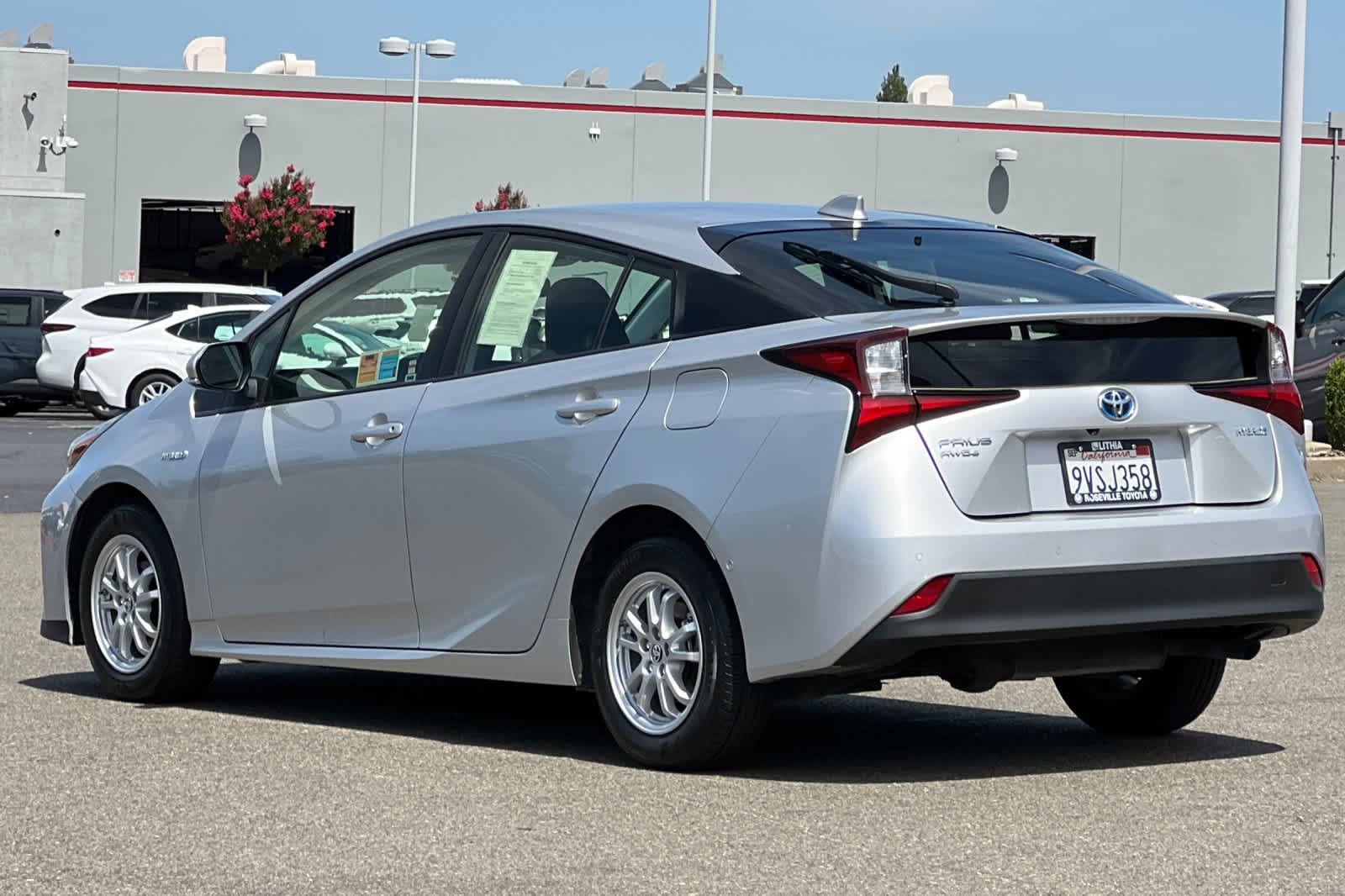 Thumbnail: 2021 Toyota Prius - 7