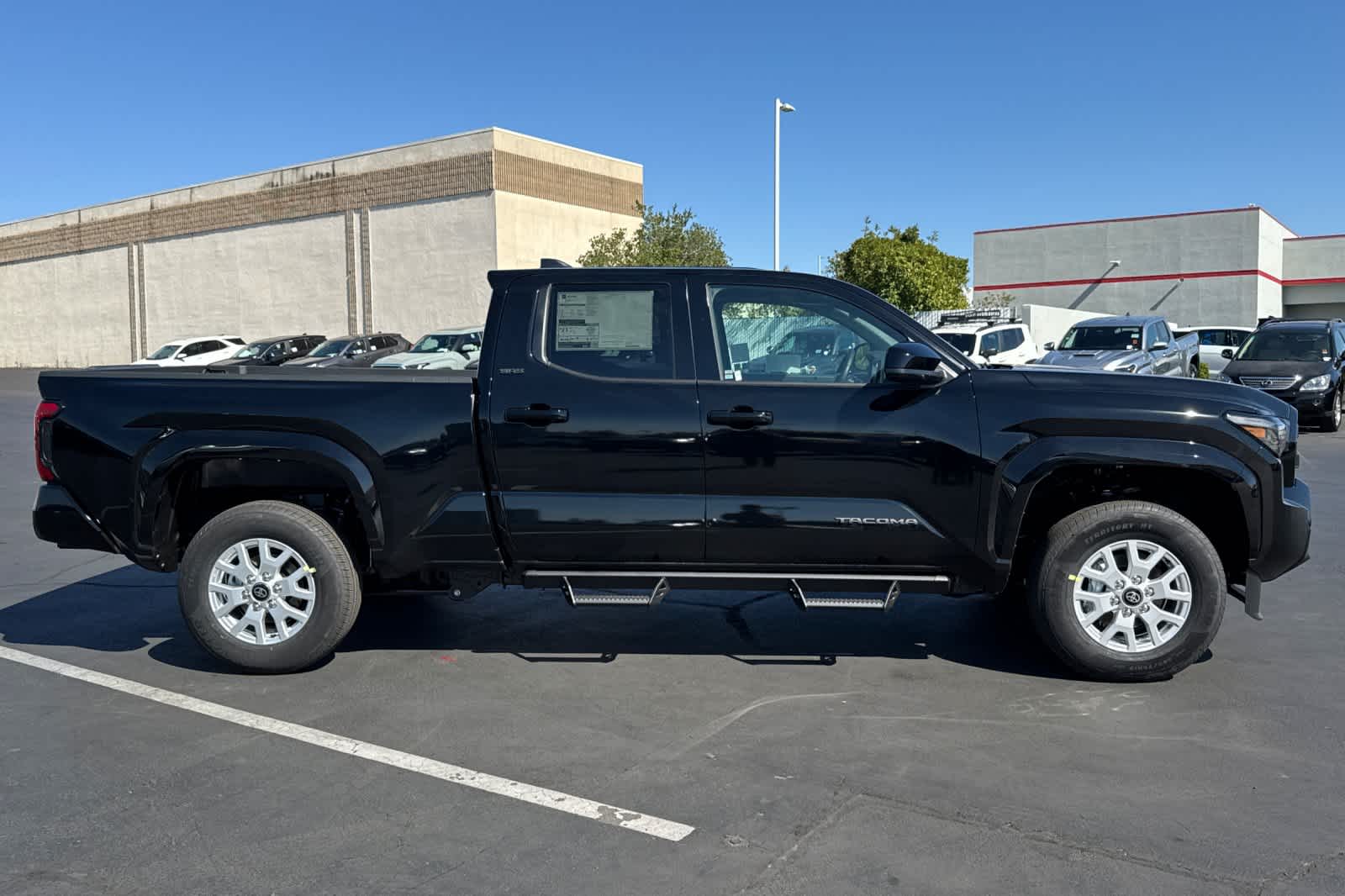 Thumbnail: 2025 Toyota Tacoma - 8