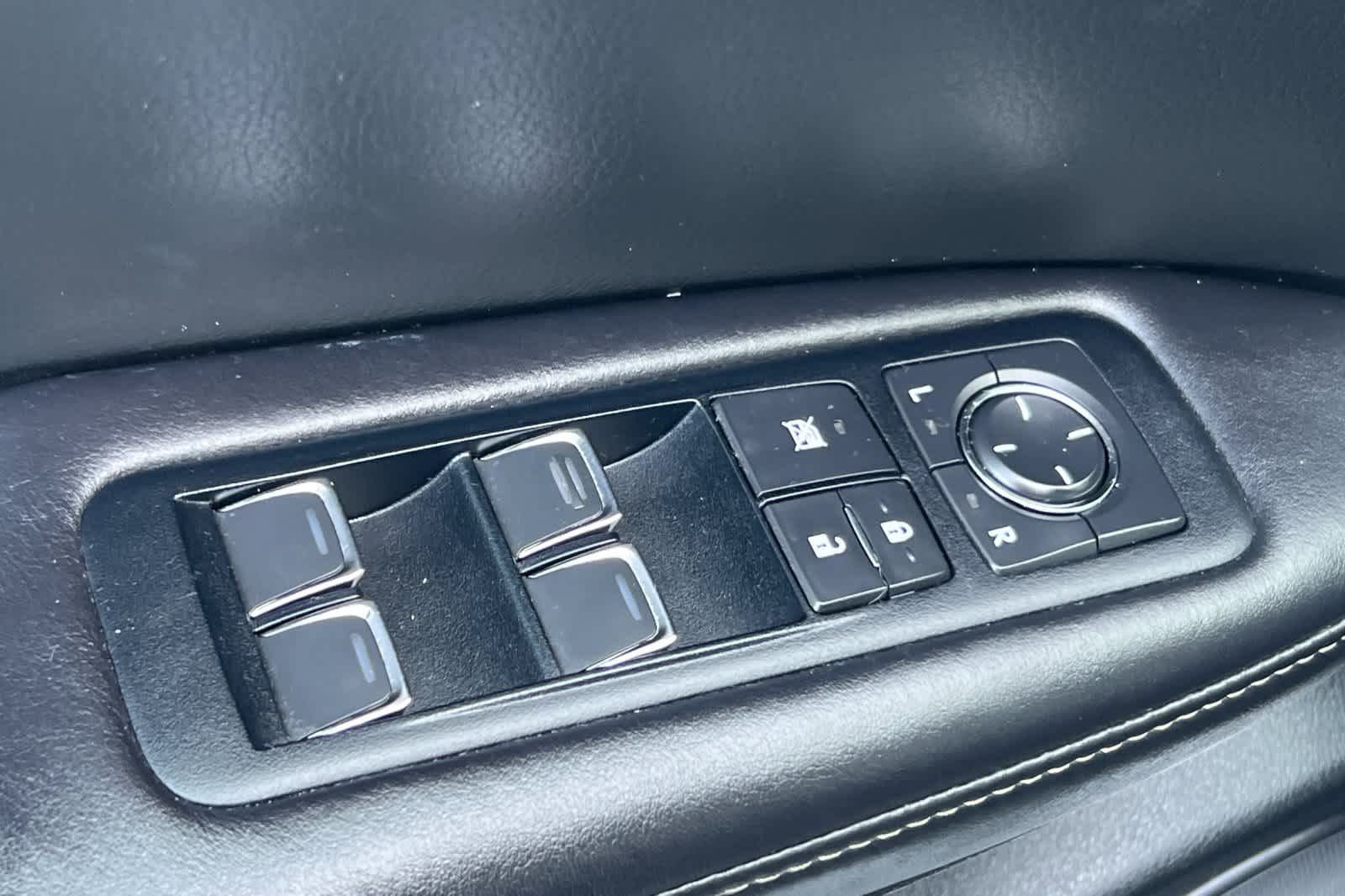 Thumbnail: 2017 Lexus RX - 13