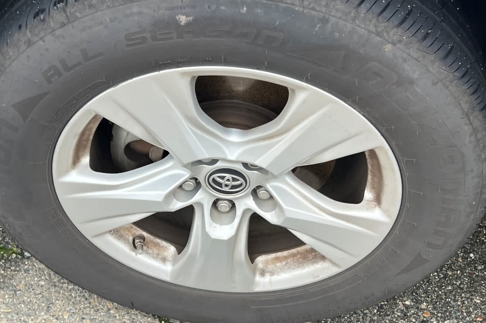 Thumbnail: 2019 Toyota RAV4 - 21