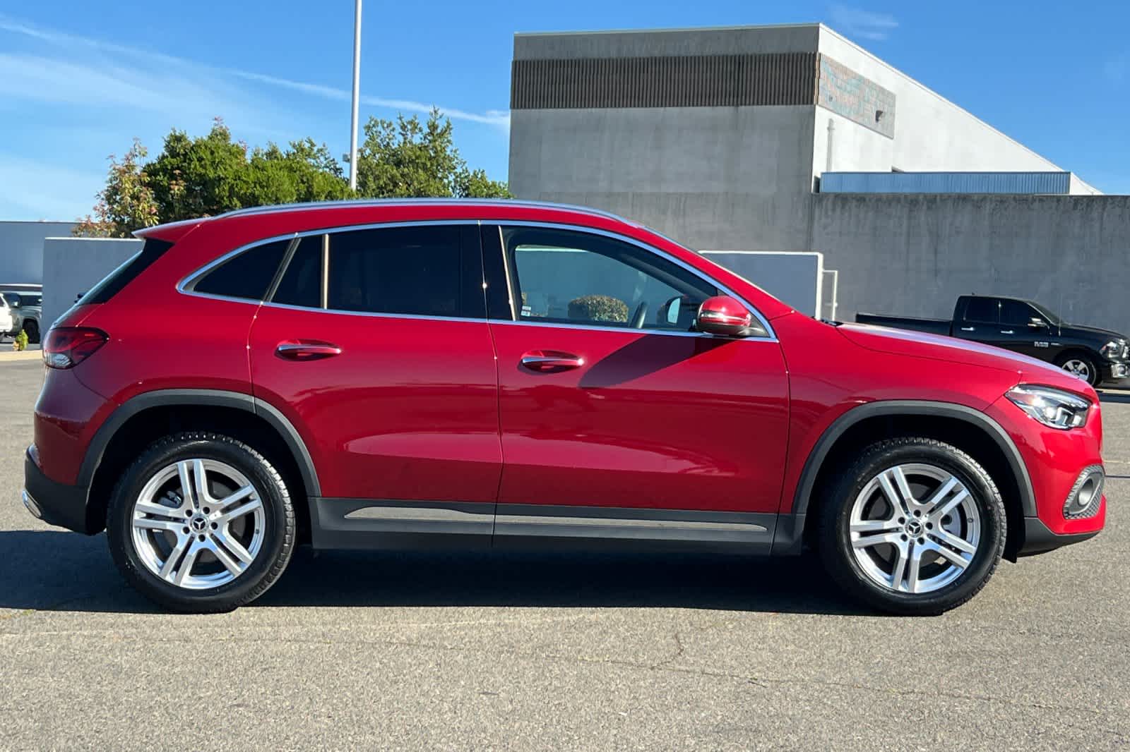 Thumbnail: 2021 Mercedes-Benz GLA - 6