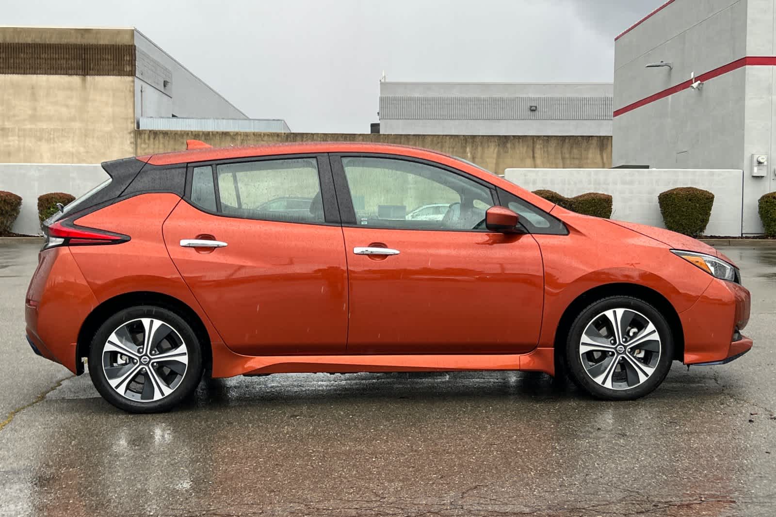 Thumbnail: 2022 Nissan Leaf - 6