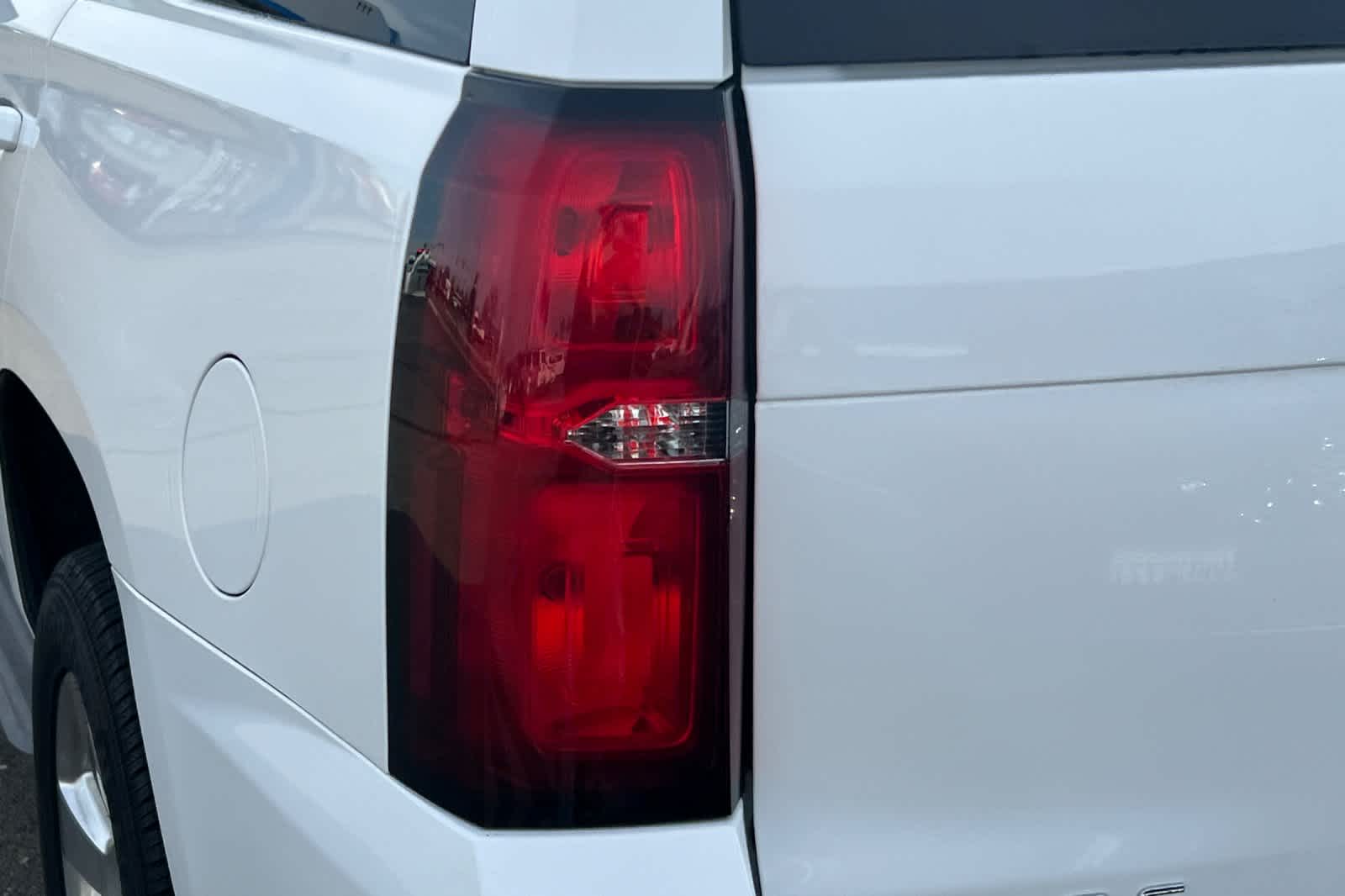 Thumbnail: 2015 Chevrolet Tahoe - 15