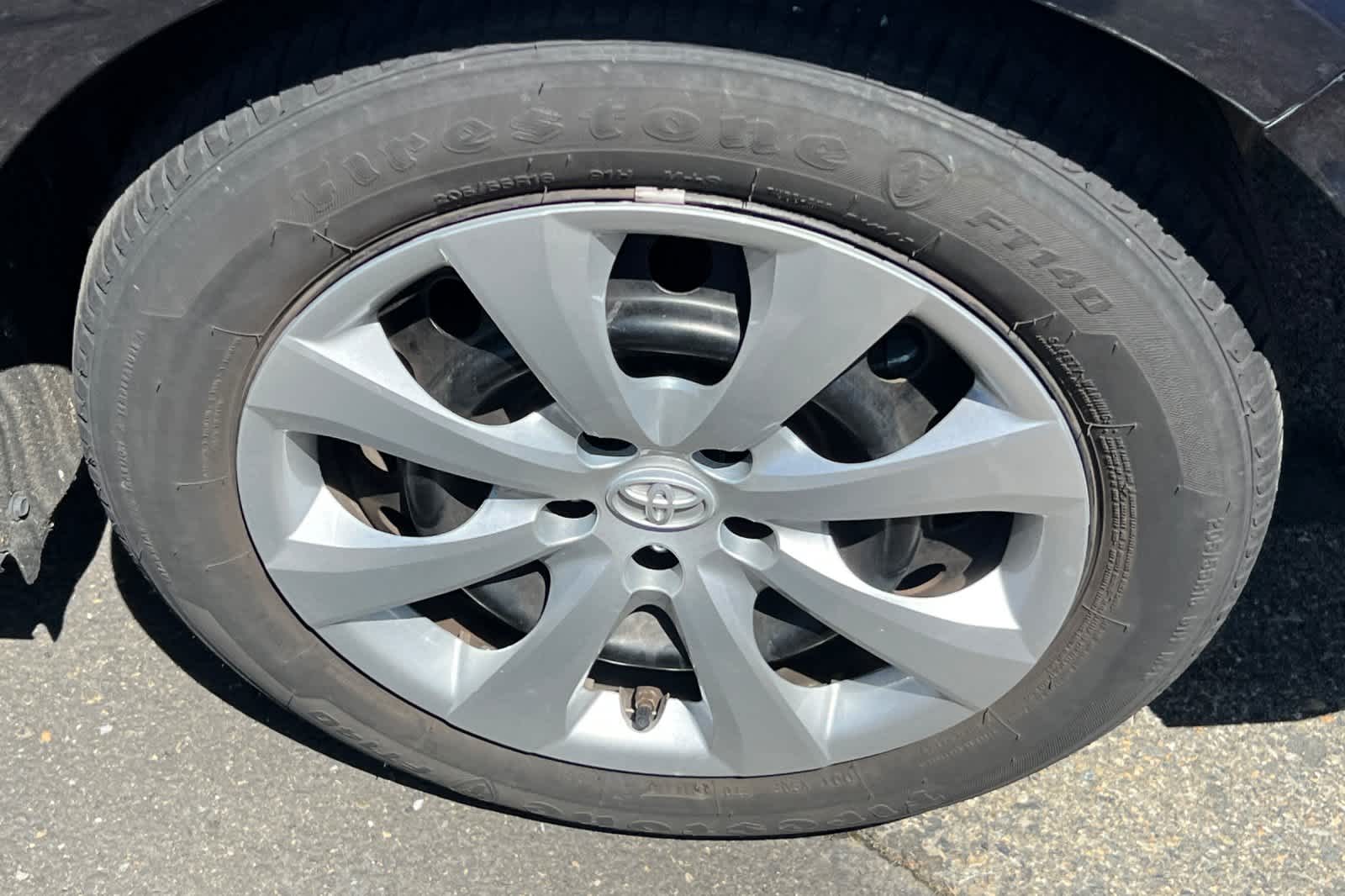 Thumbnail: 2023 Toyota Corolla - 22