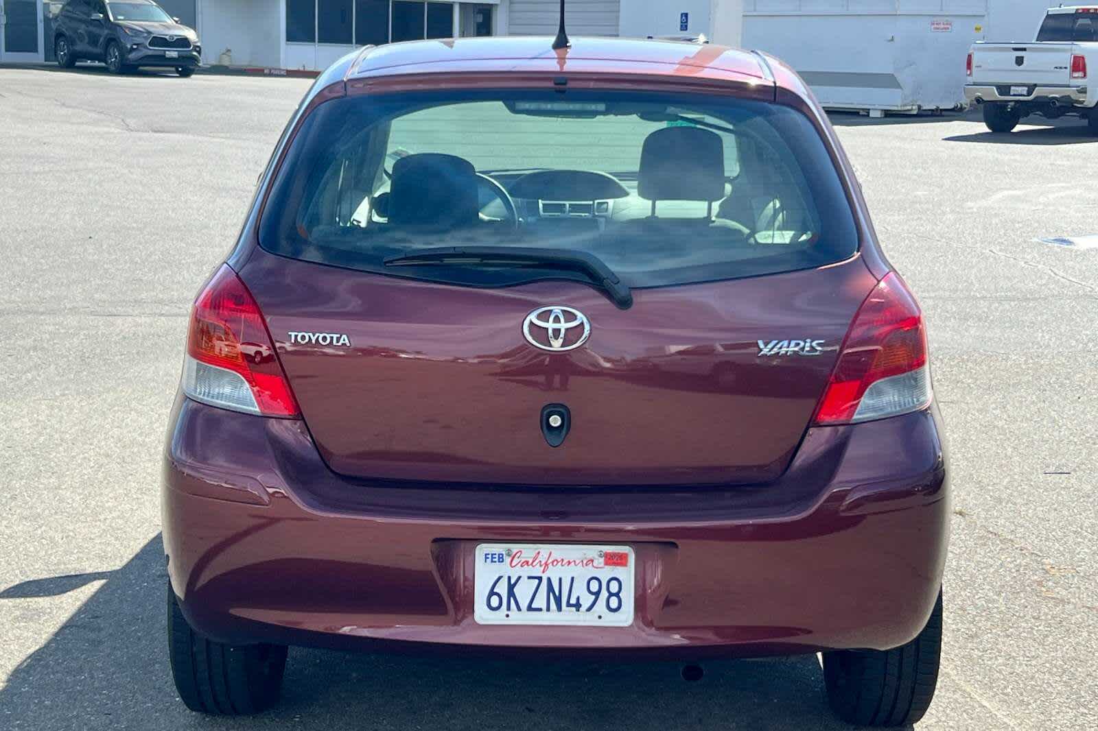 Thumbnail: 2010 Toyota Yaris - 5