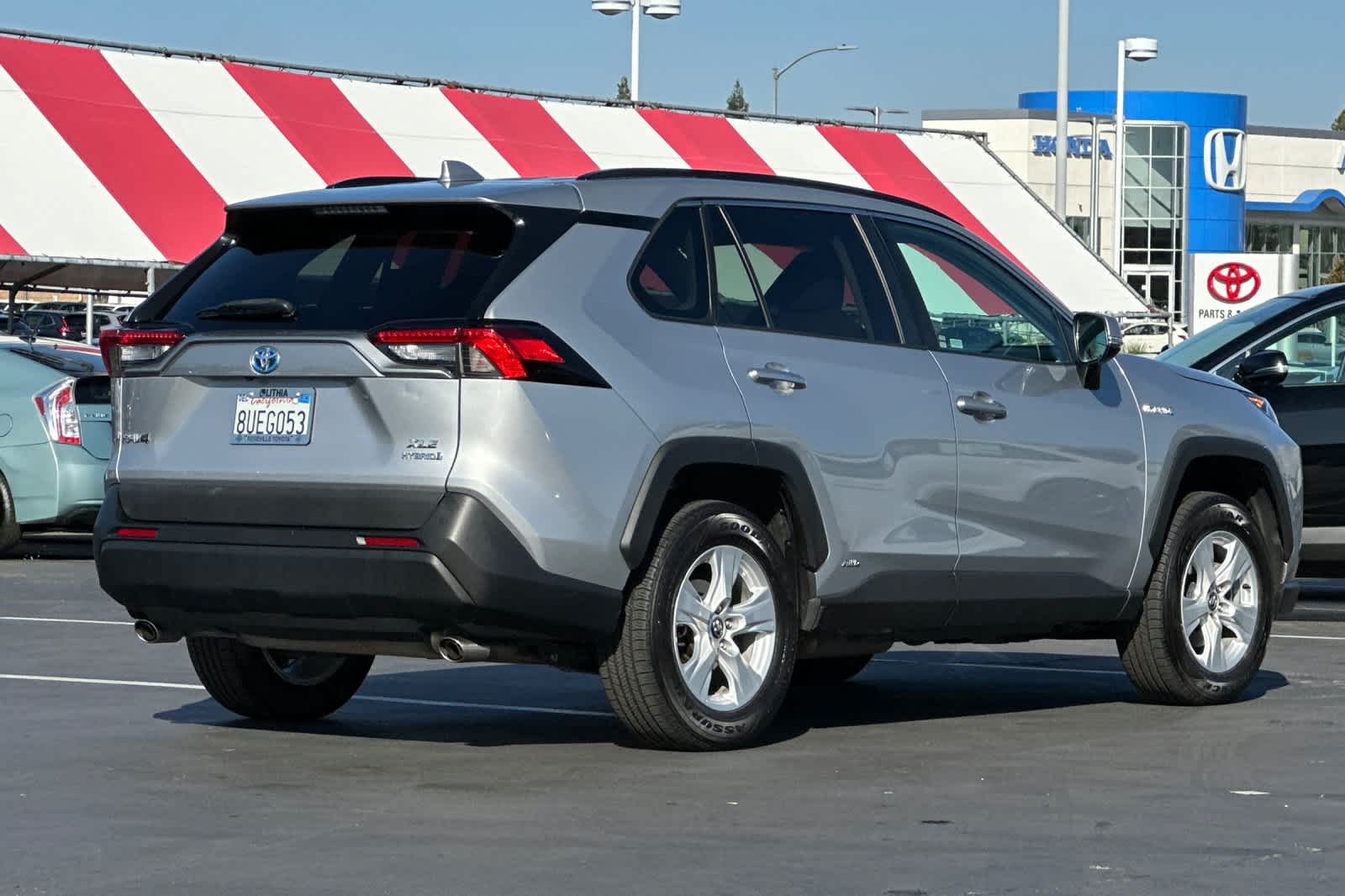 Thumbnail: 2021 Toyota RAV4 - 2