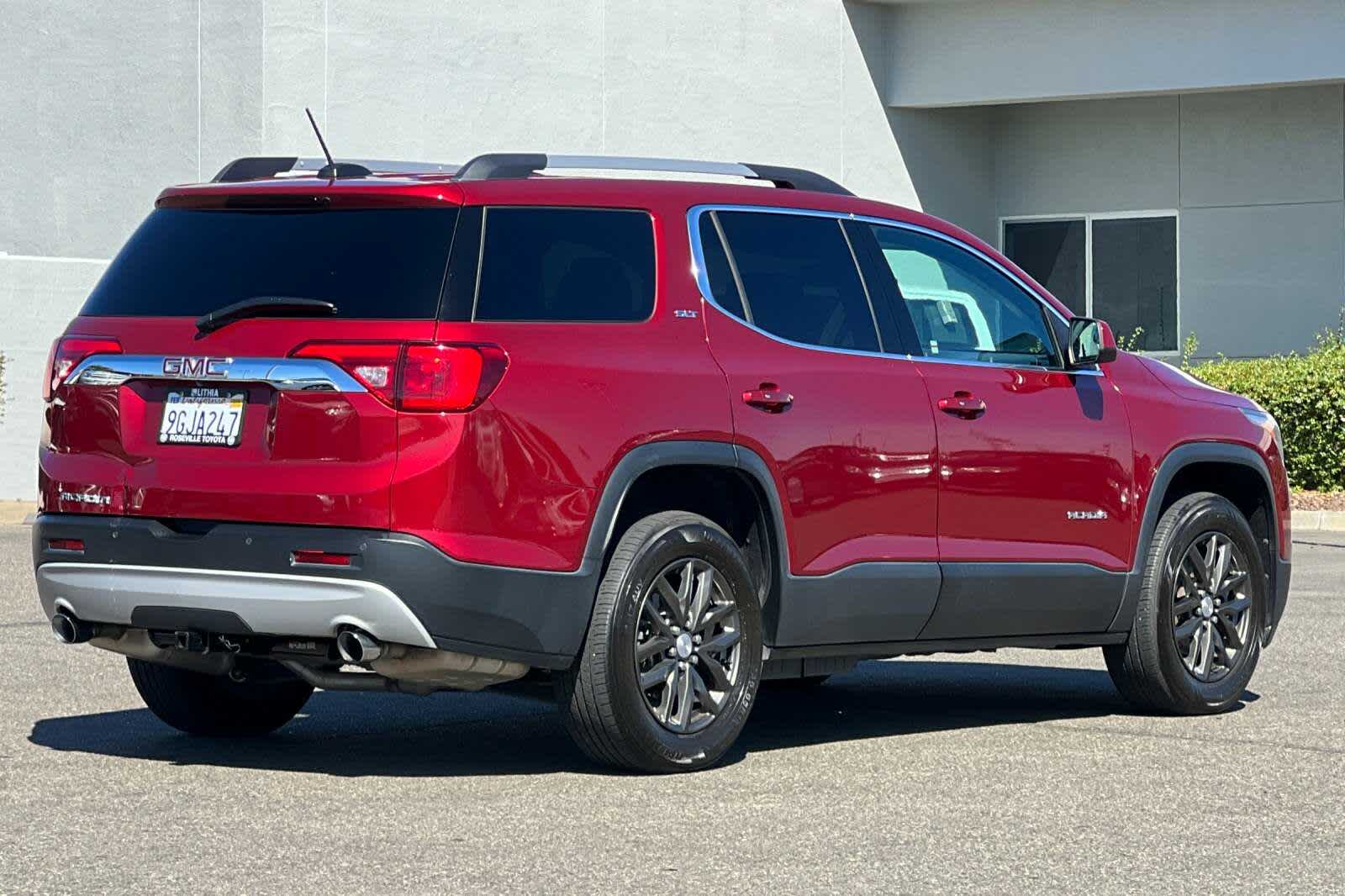 2019 GMC Acadia SLT 2