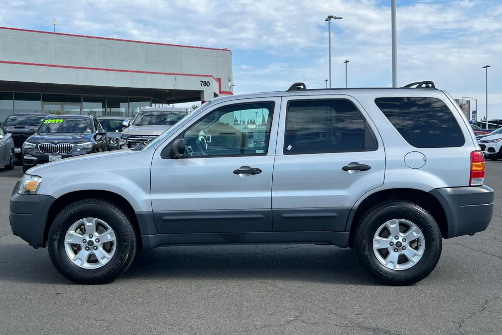 Thumbnail: 2006 Ford Escape - 9