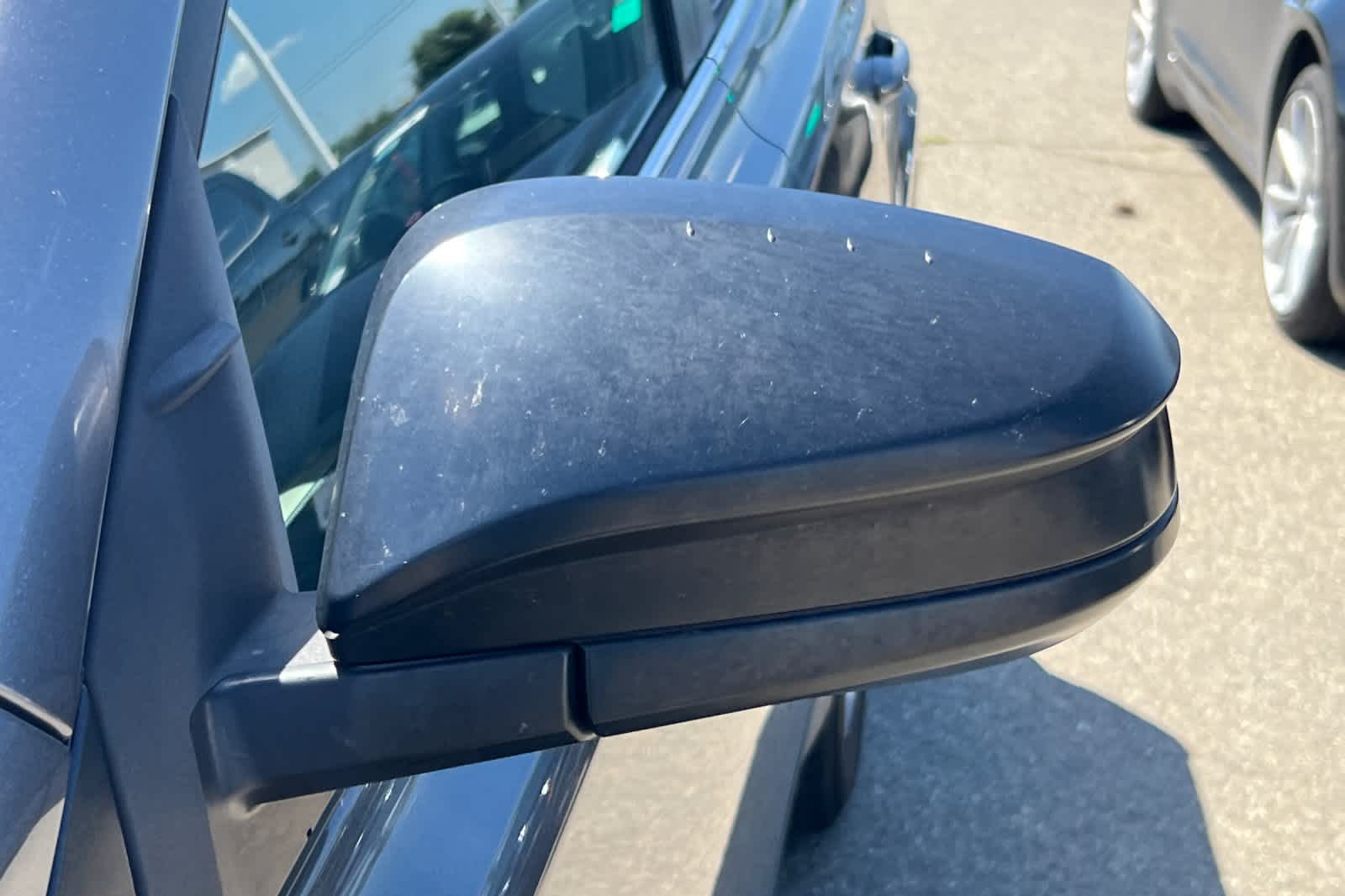 Thumbnail: 2014 Toyota RAV4 - 9