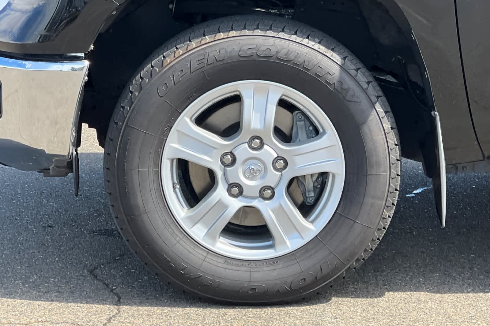 Thumbnail: 2019 Toyota Tundra - 29