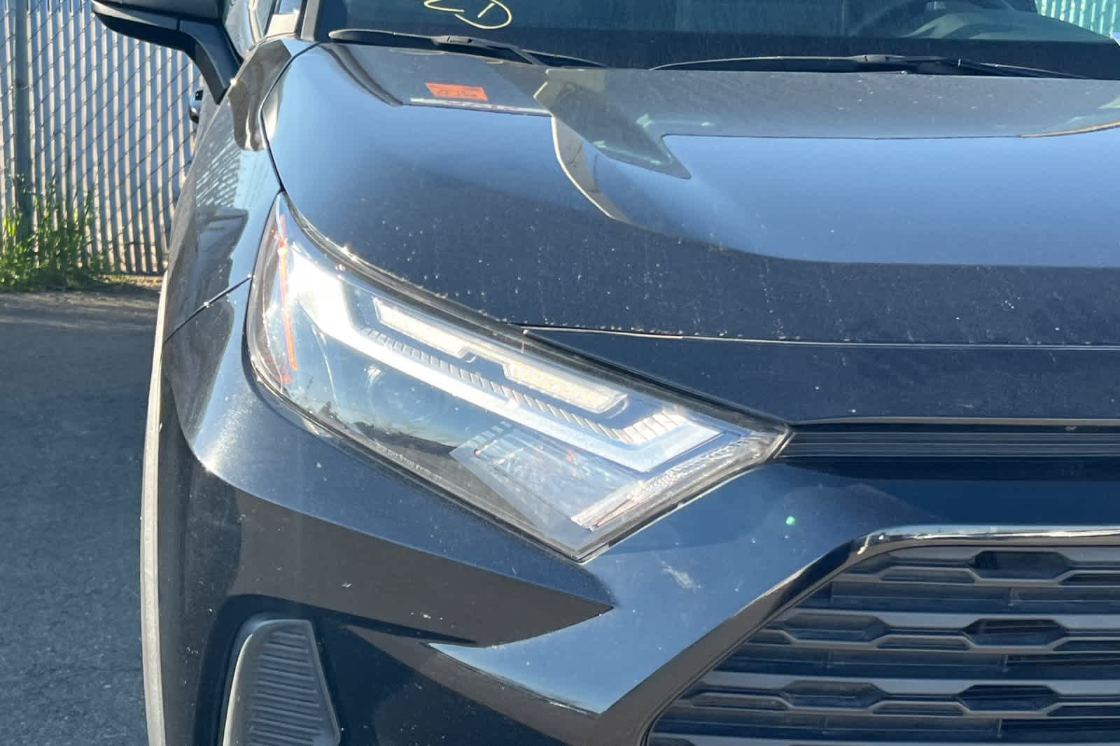 Thumbnail: 2024 Toyota RAV4 - 8