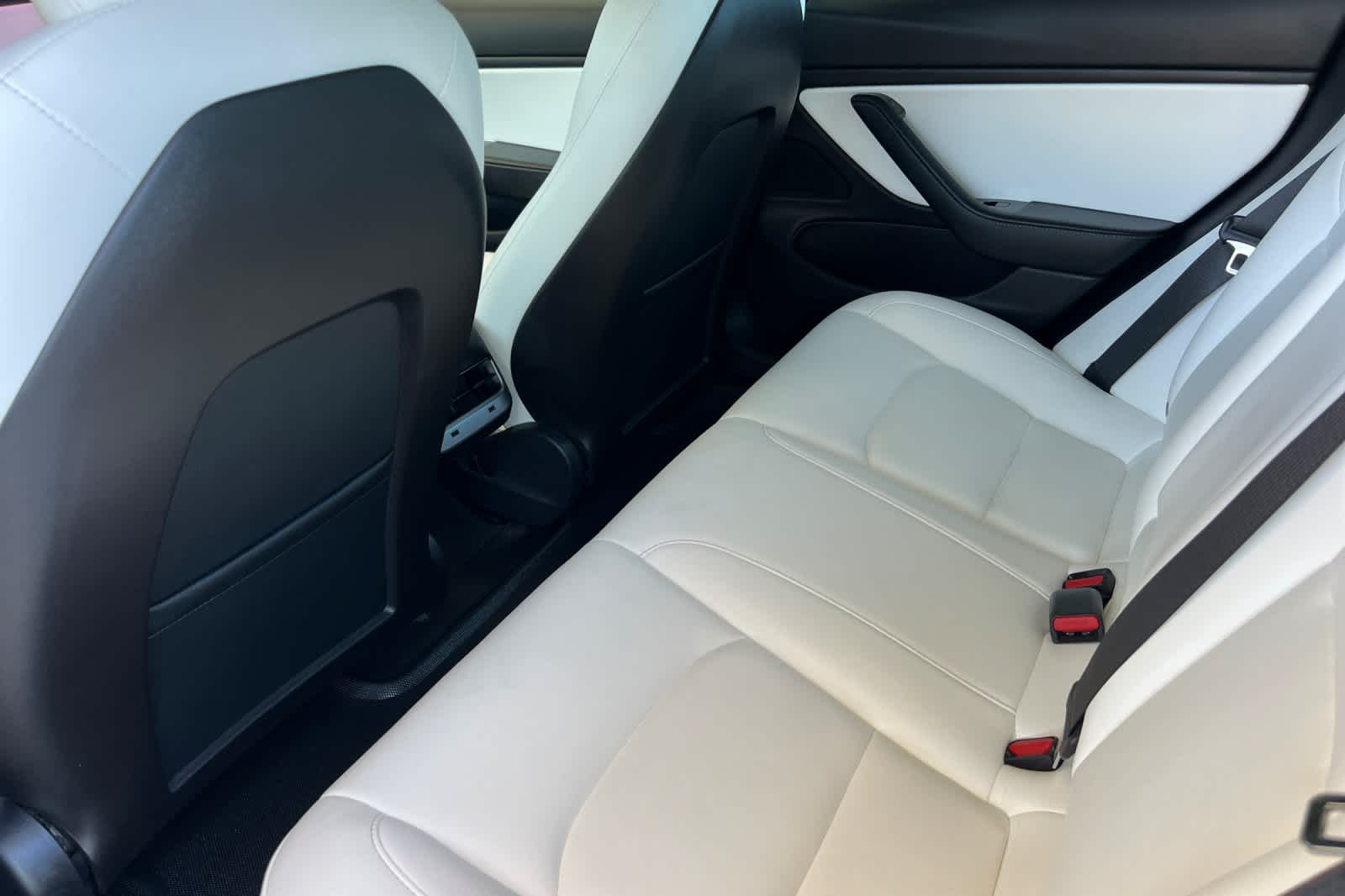 Thumbnail: 2019 Tesla Model 3 - 4