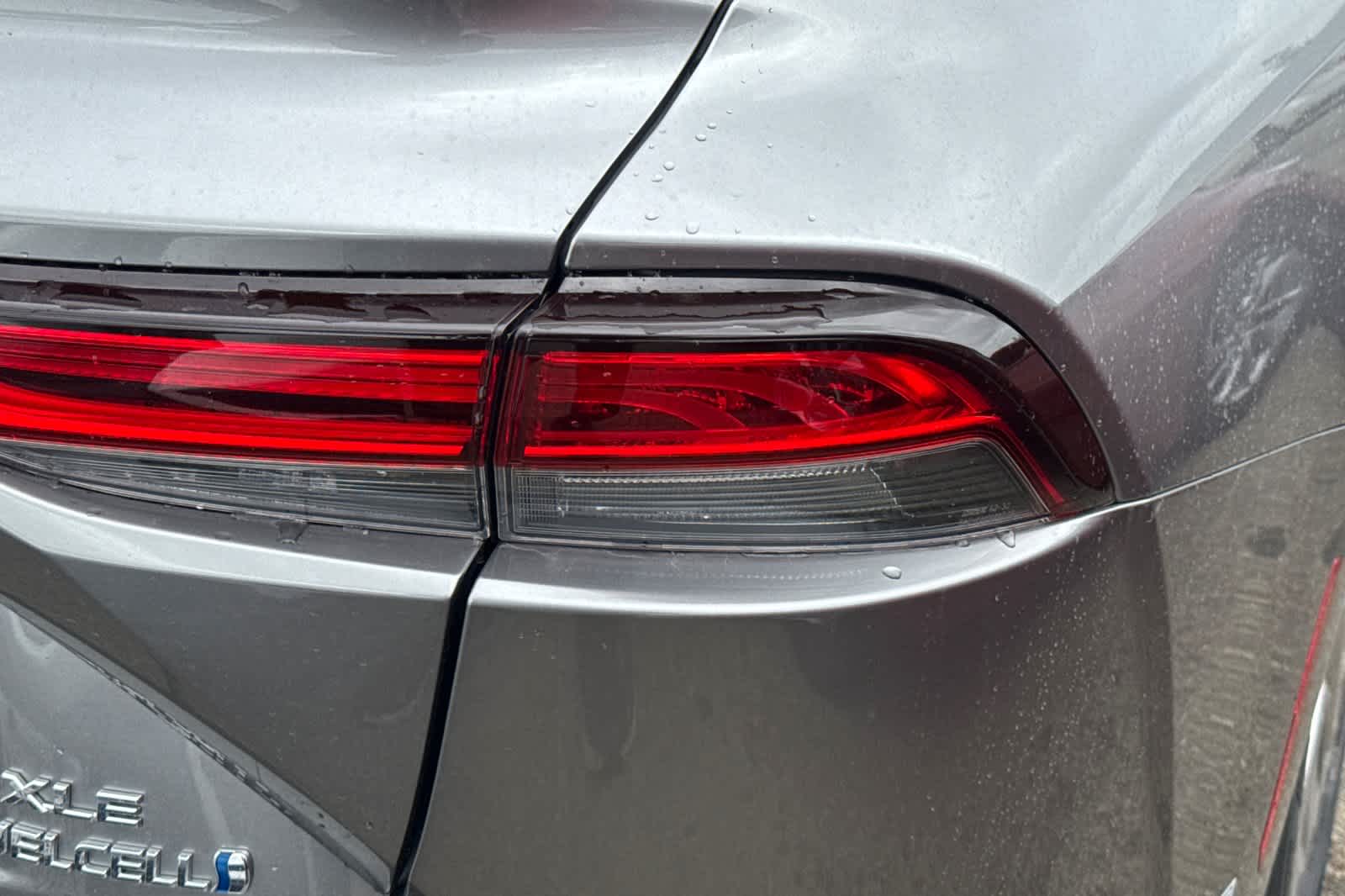 Thumbnail: 2021 Toyota Mirai - 17