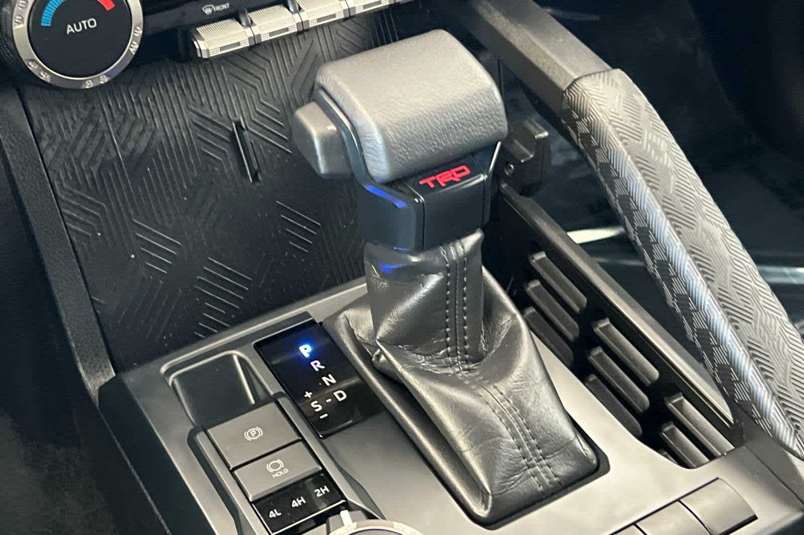 Thumbnail: 2024 Toyota Tacoma - 21