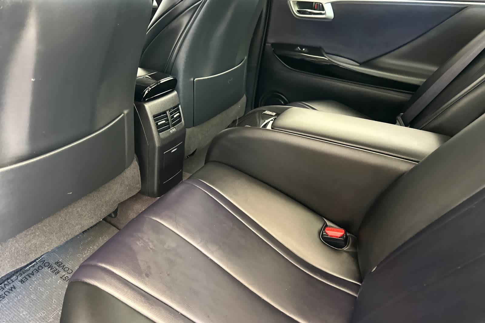 Thumbnail: 2019 Toyota Mirai - 4