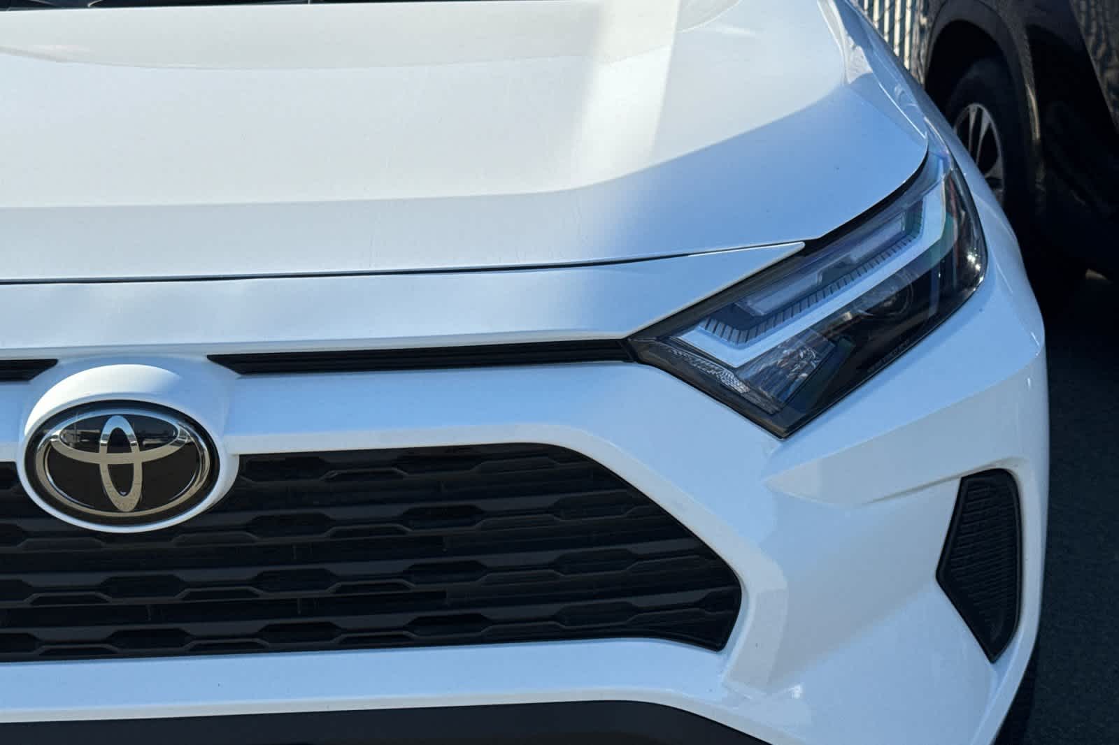 Thumbnail: 2024 Toyota RAV4 - 10