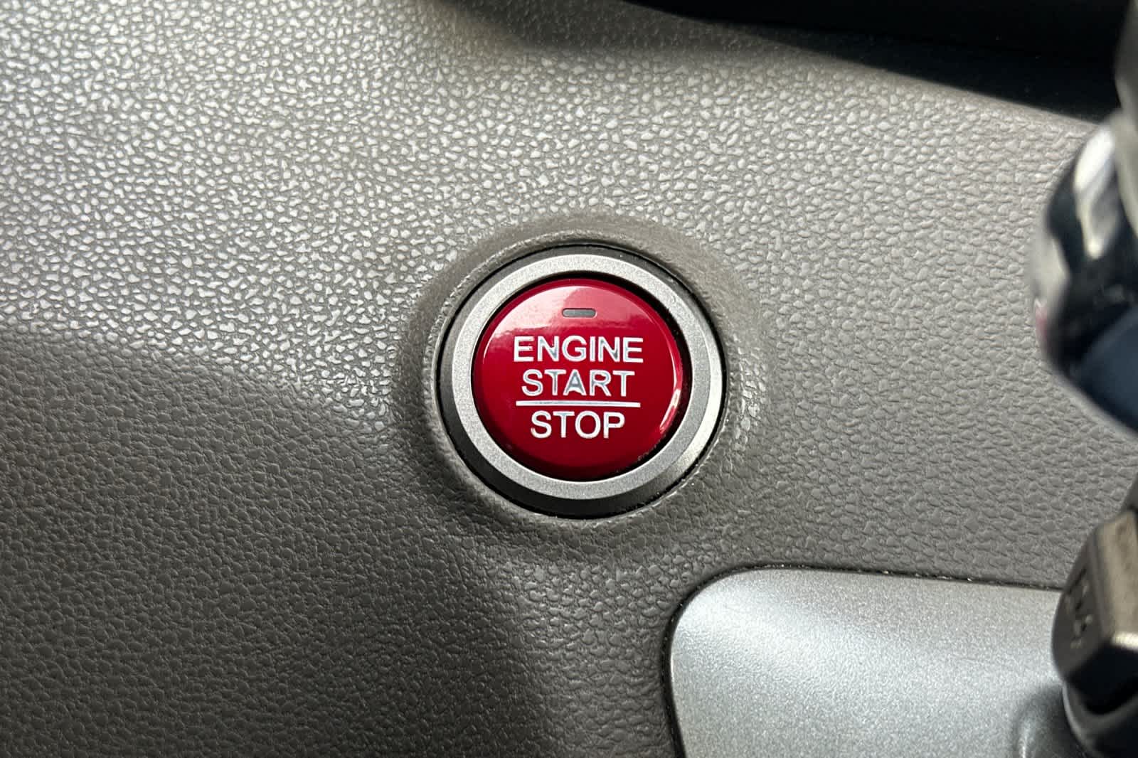 Thumbnail: 2016 Honda Odyssey - 25