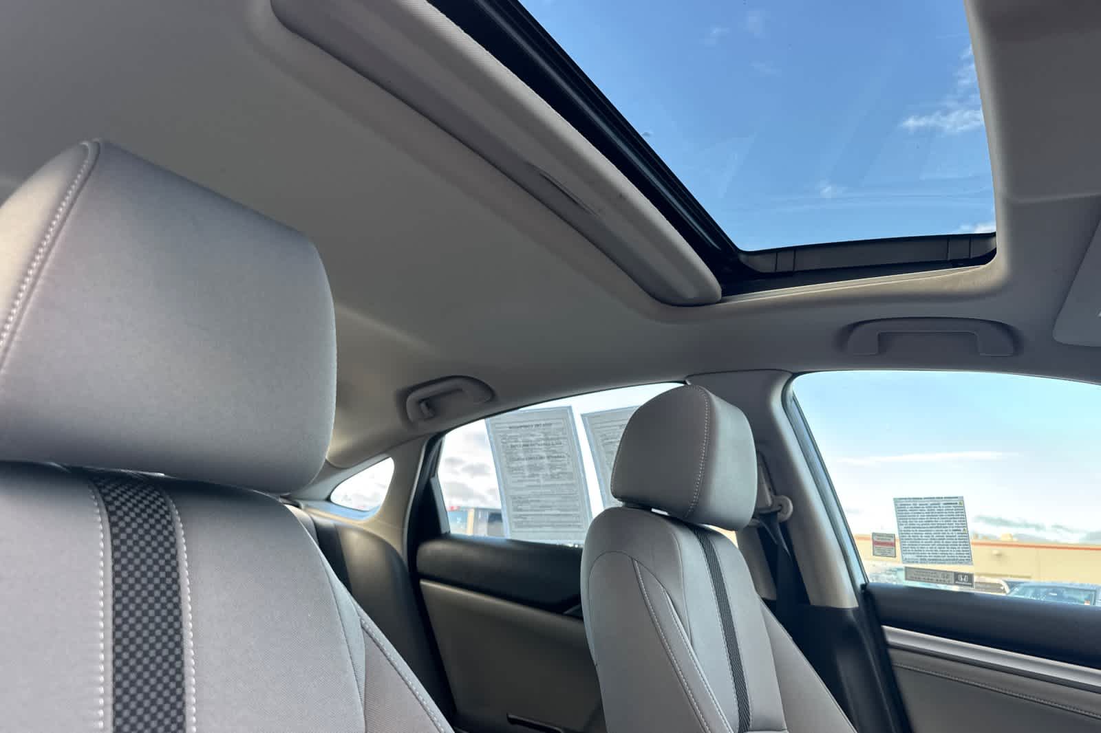 Thumbnail: 2019 Honda Civic - 16