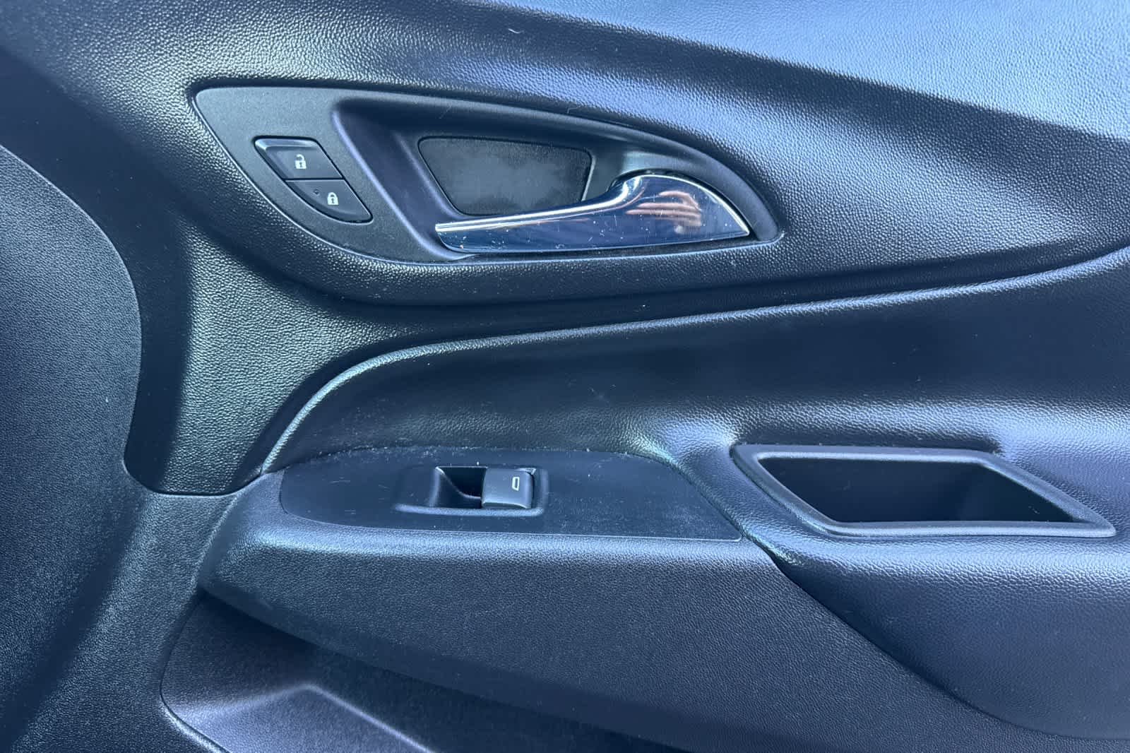 Thumbnail: 2019 Chevrolet Equinox - 19