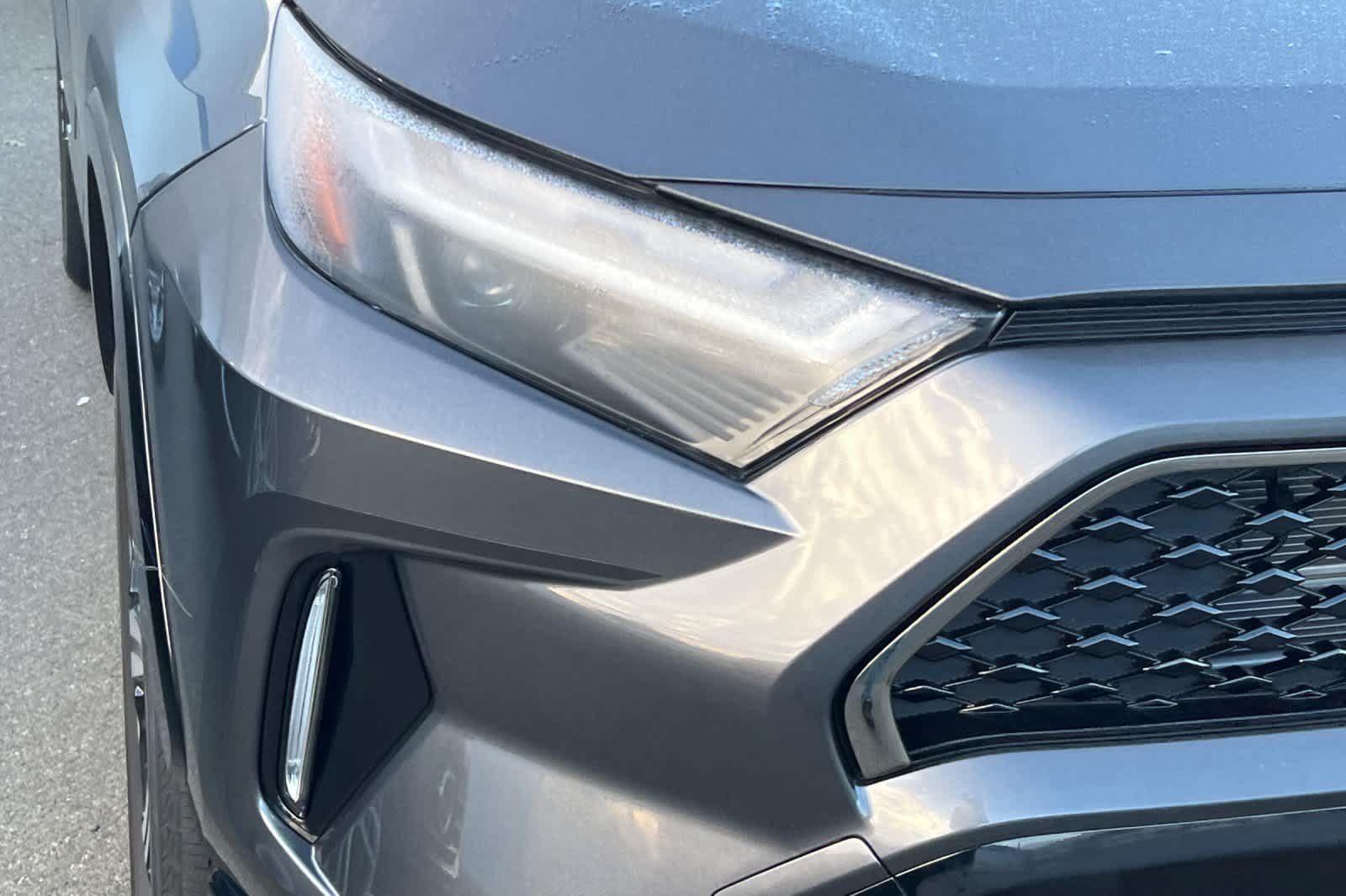 Thumbnail: 2025 Toyota RAV4 - 8