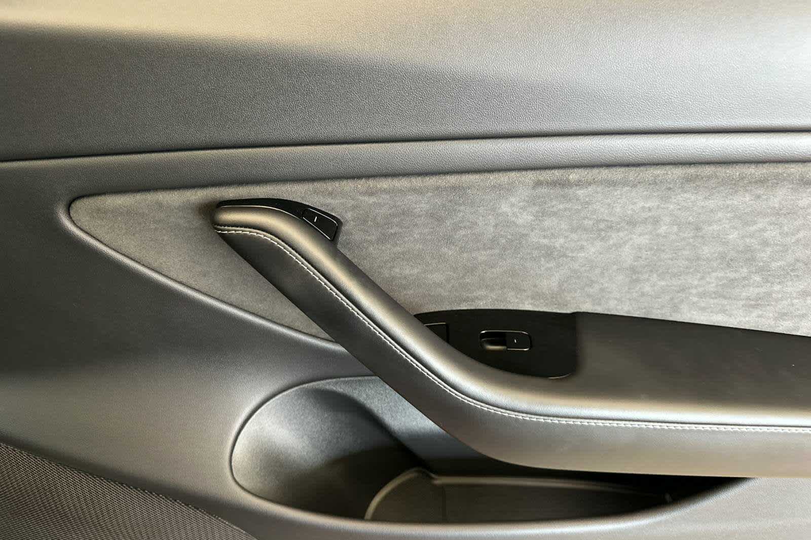 Thumbnail: 2018 Tesla Model 3 - 18
