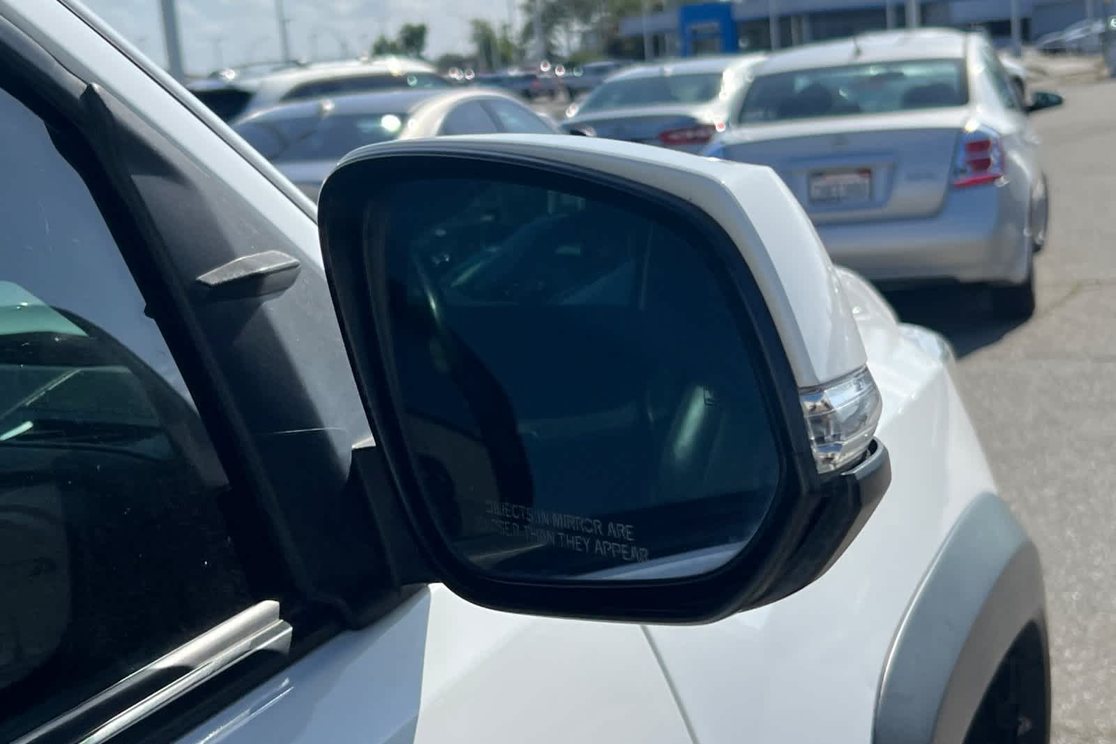 Thumbnail: 2019 Toyota Tacoma - 16