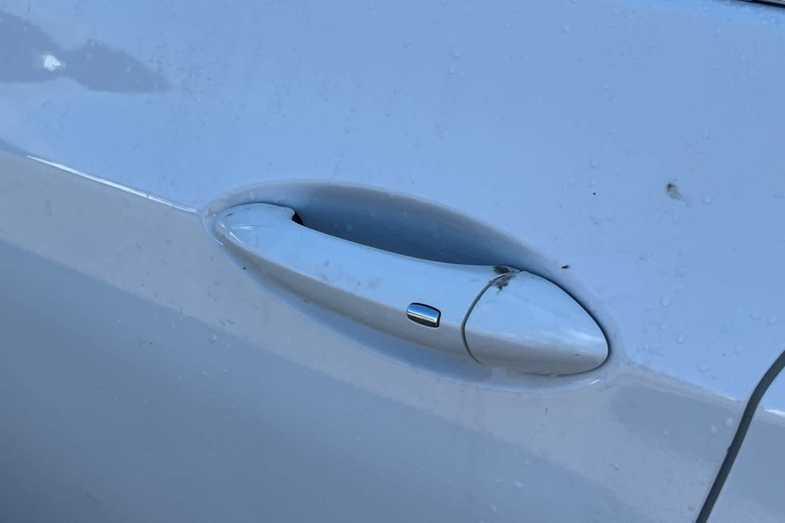 Thumbnail: 2017 Chevrolet Cruze - 18