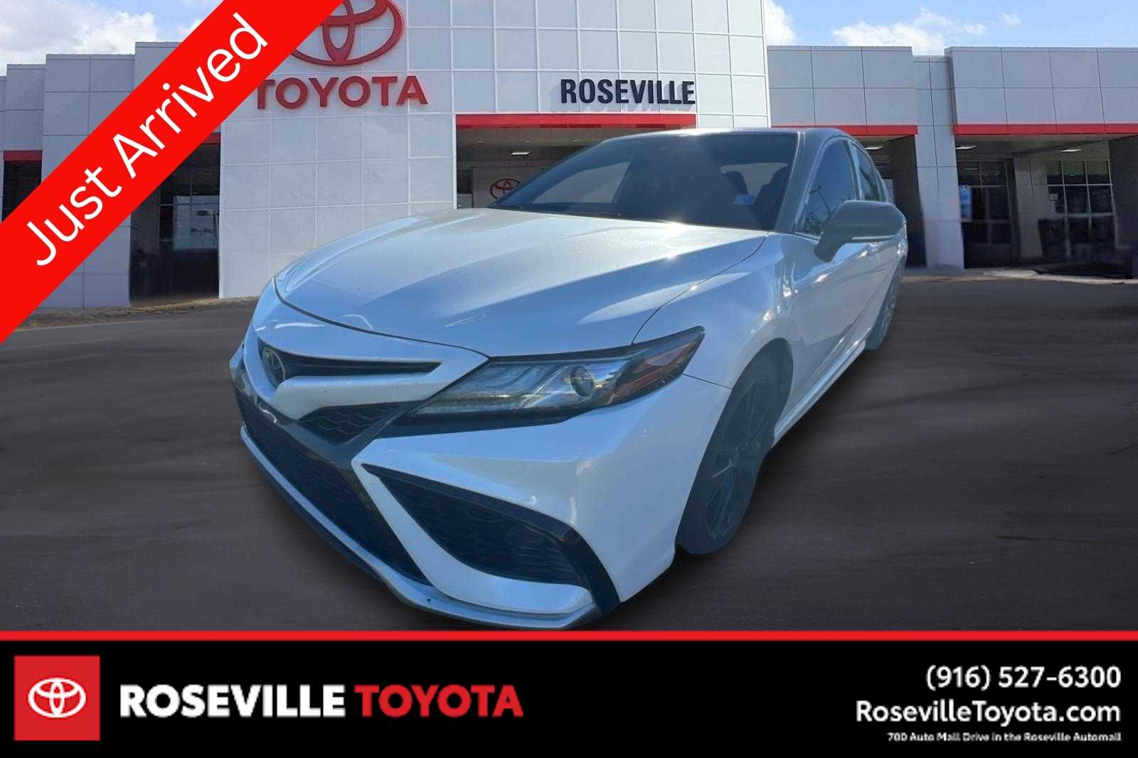 Thumbnail: 2022 Toyota Camry - 1