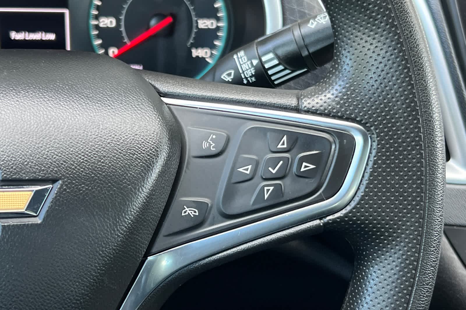 Thumbnail: 2021 Chevrolet Malibu - 25