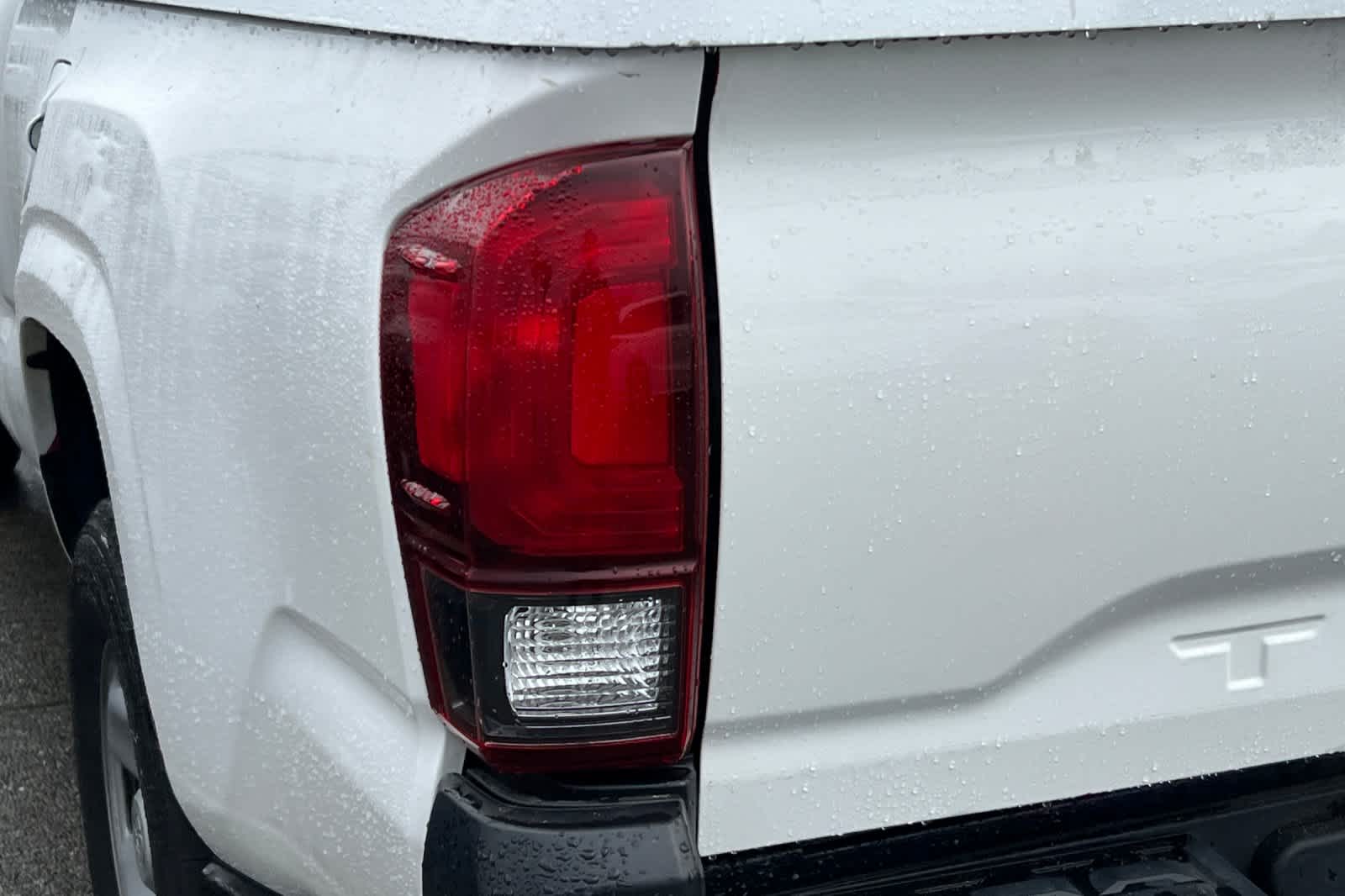 Thumbnail: 2022 Toyota Tacoma - 14