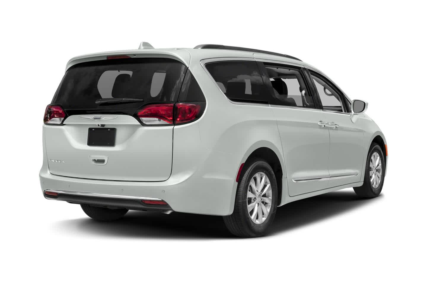 Thumbnail: 2017 Chrysler Pacifica - 2