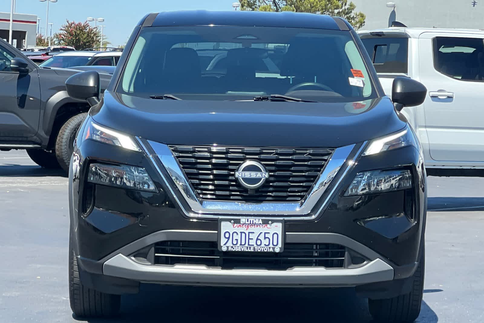 Thumbnail: 2023 Nissan Rogue - 10