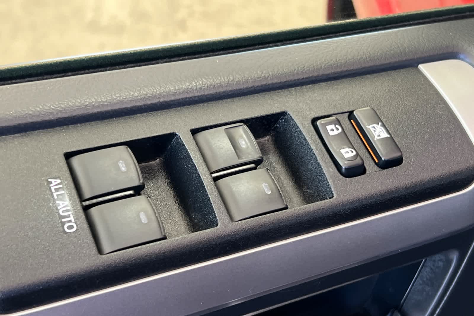 Thumbnail: 2022 Toyota 4Runner - 13